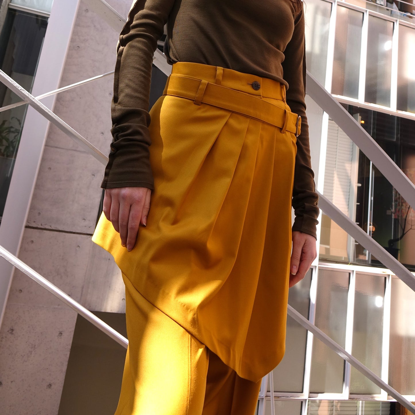 Sleek (A)Symmetry Duo in Mustard