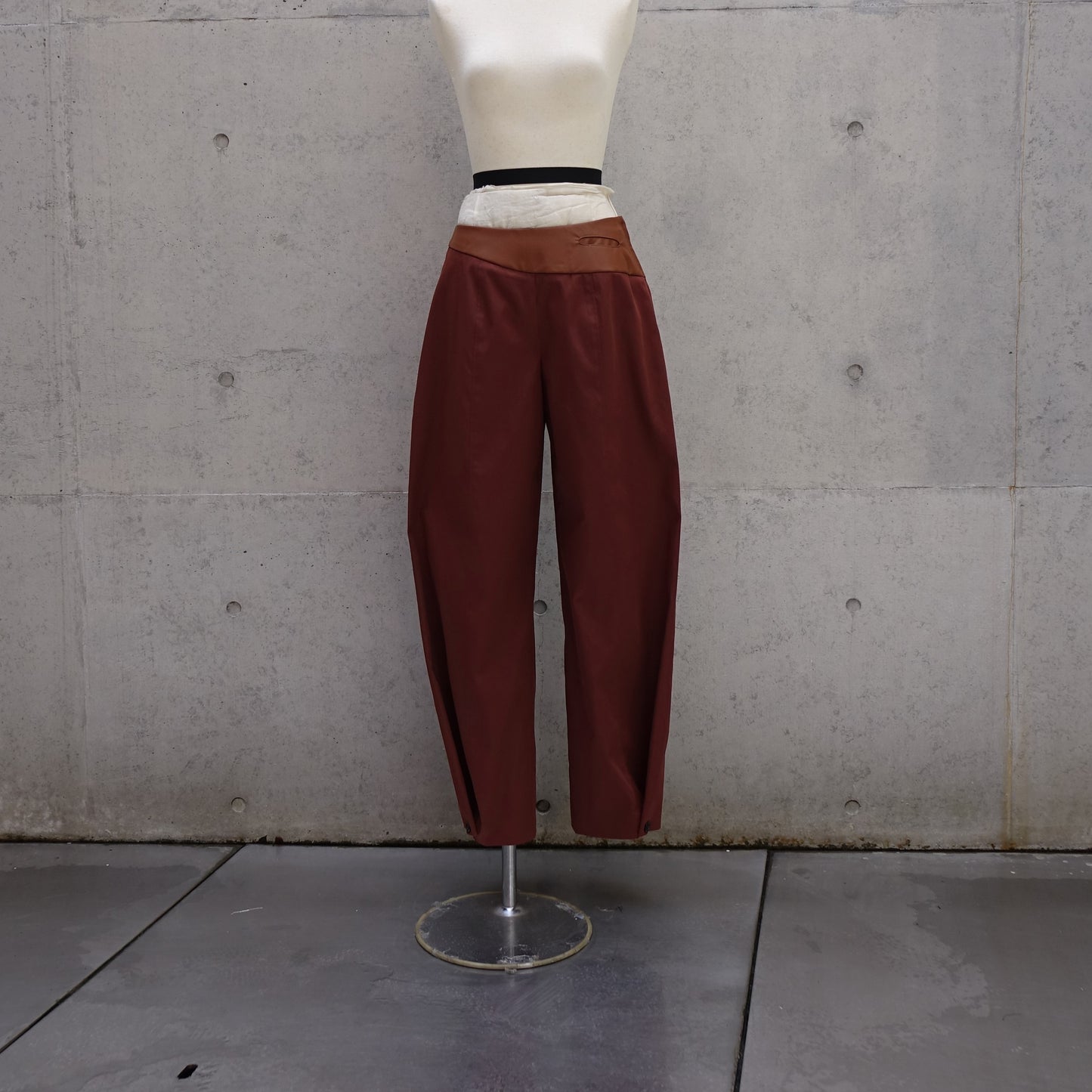 Urban Edge Pants in Terracotta