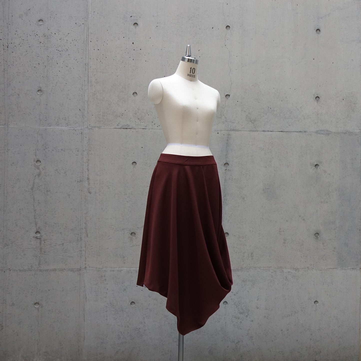 Moulage Magic Gown in Burgundy