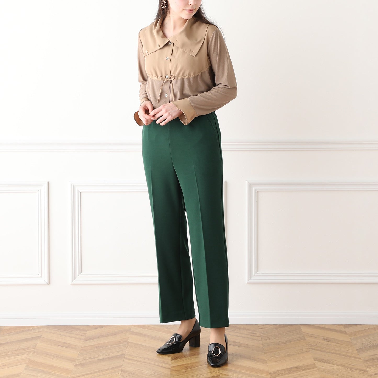 フォレストグリーンの洗練されたパンツ ポンテ