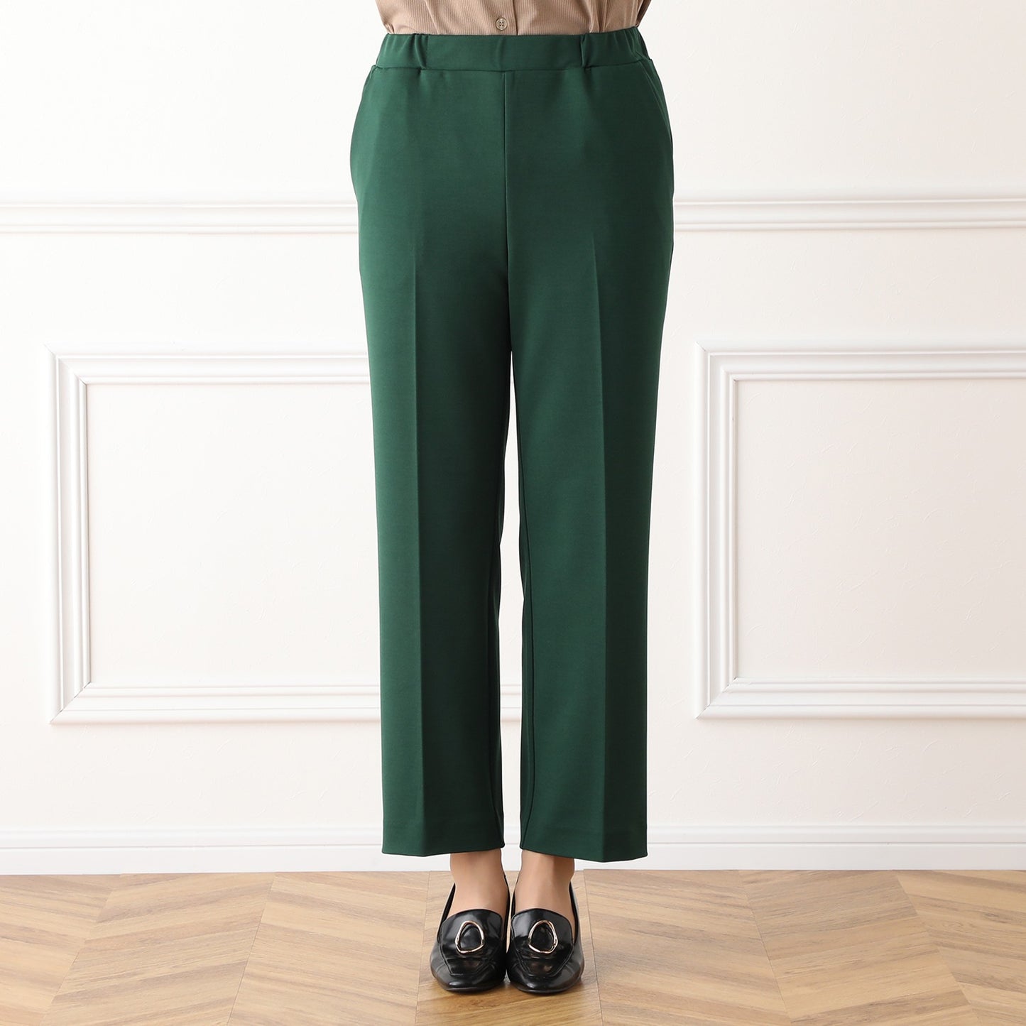 フォレストグリーンの洗練されたパンツ ポンテ