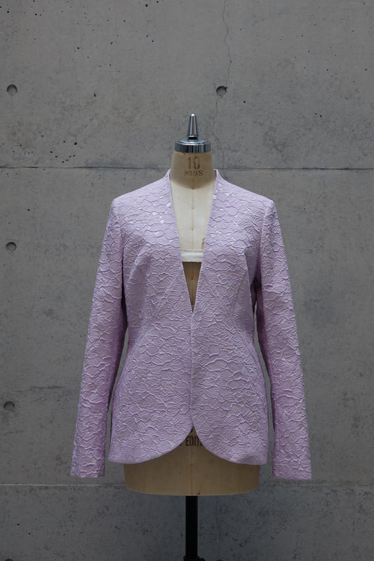 淡紫色弧形拼接夹克