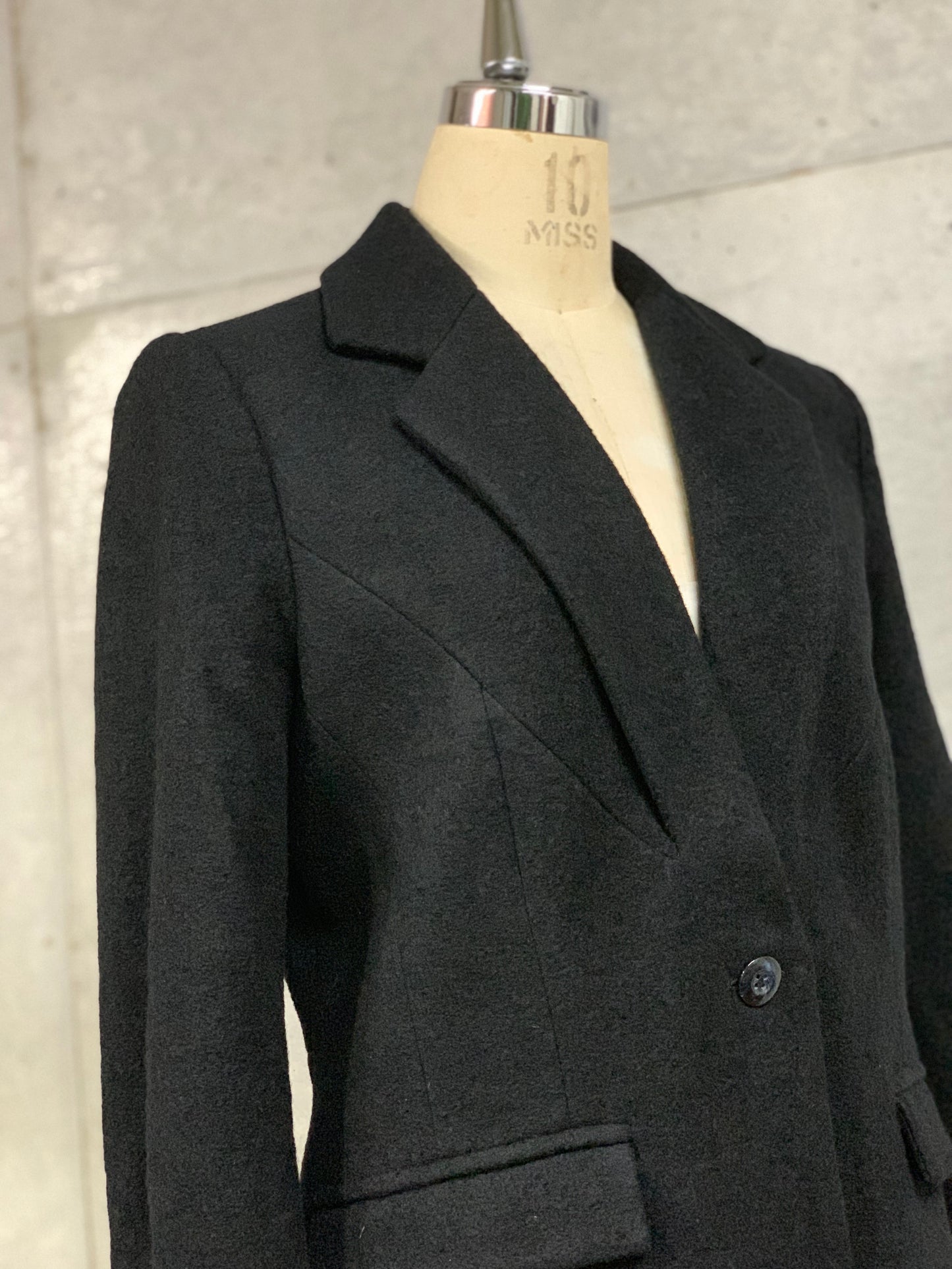 Chesterfield Coat in Black Wool