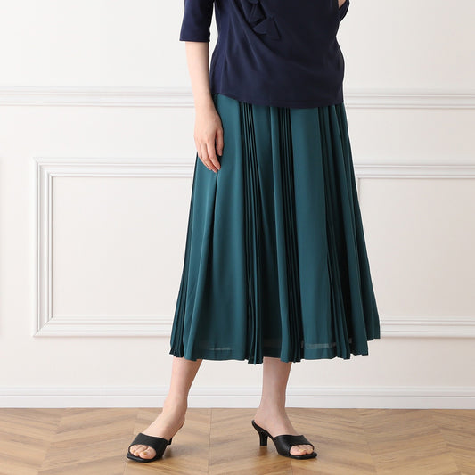 Pleated Paneled Skirt in Emerald Georgette