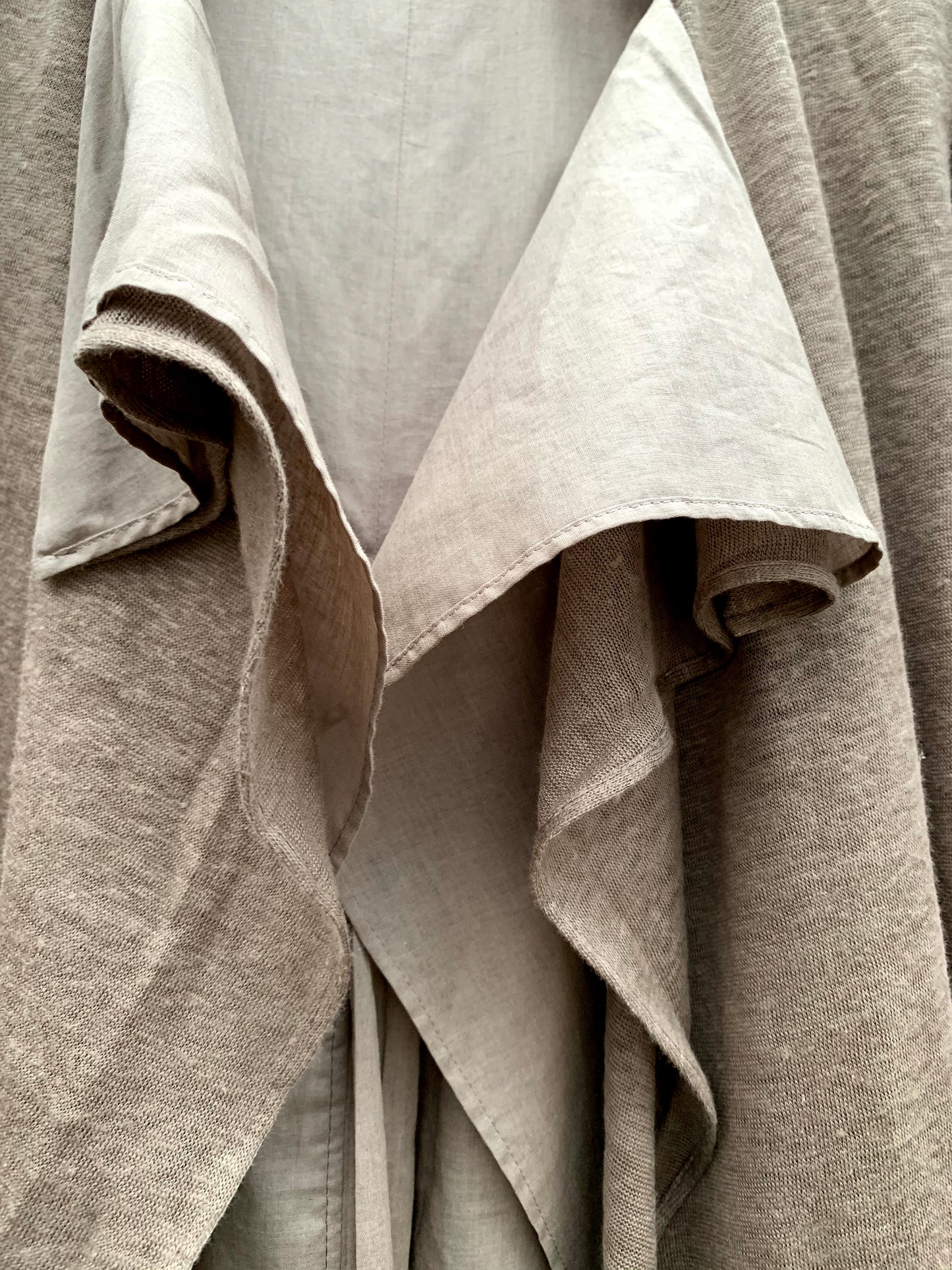 Dual-Layer Duster in Deep Taupe Linen